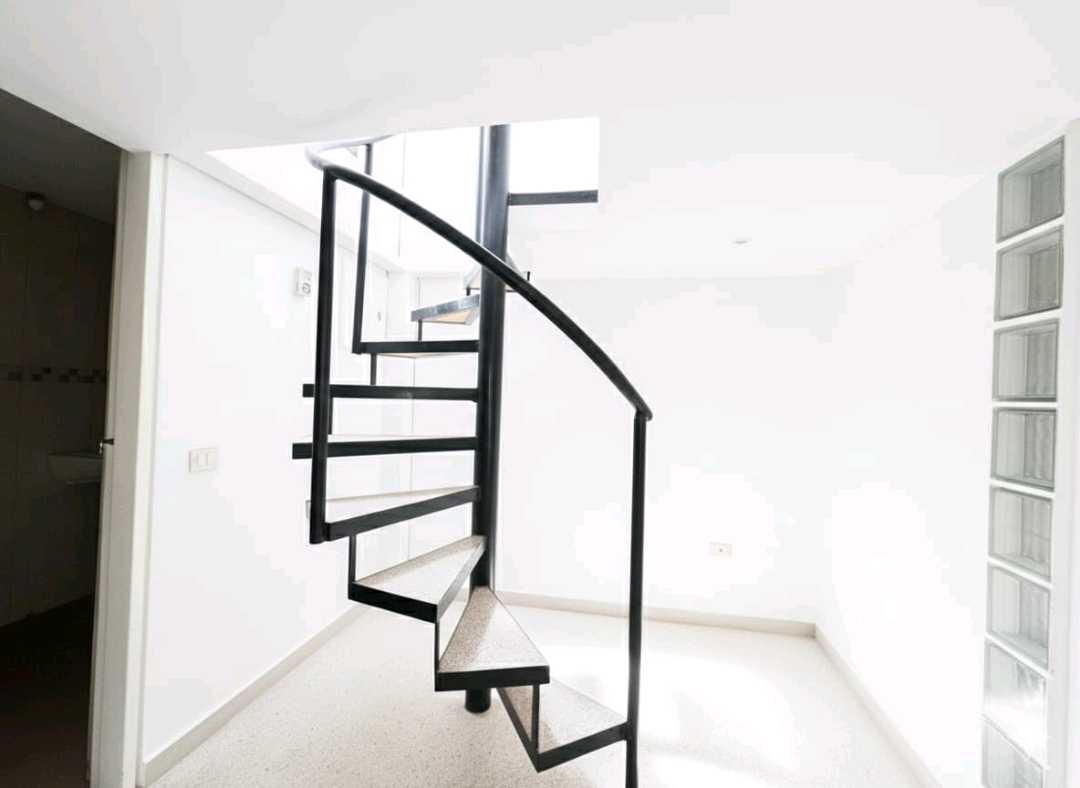 Oficina en venta en naguanagua AGE-9786467 - Foto 6