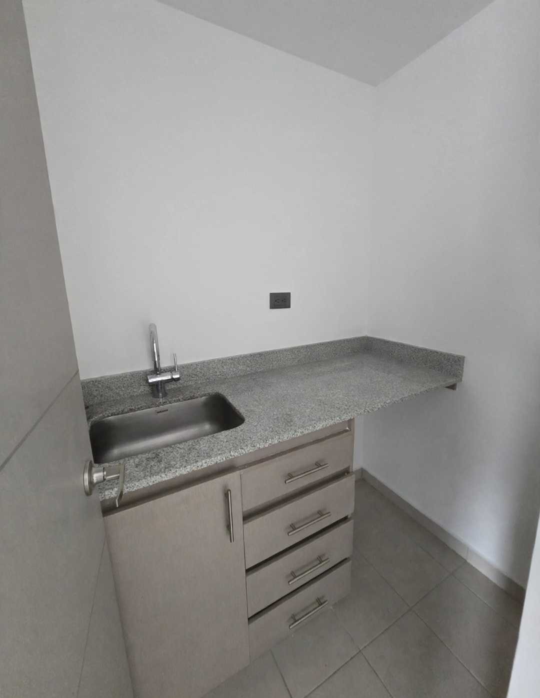 Oficina sector laureles