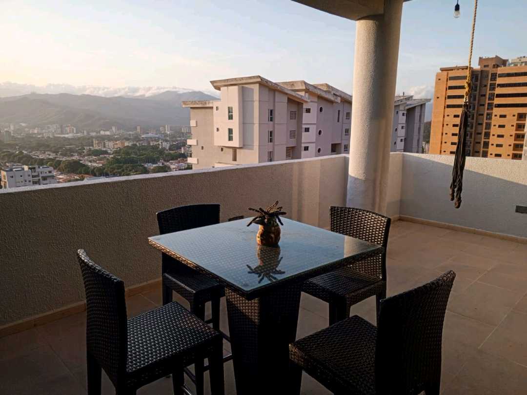 PENTHOUSE EN ALQUILER EN LA TRIGALEÑA ALTA MVM-9766316 - Foto 4