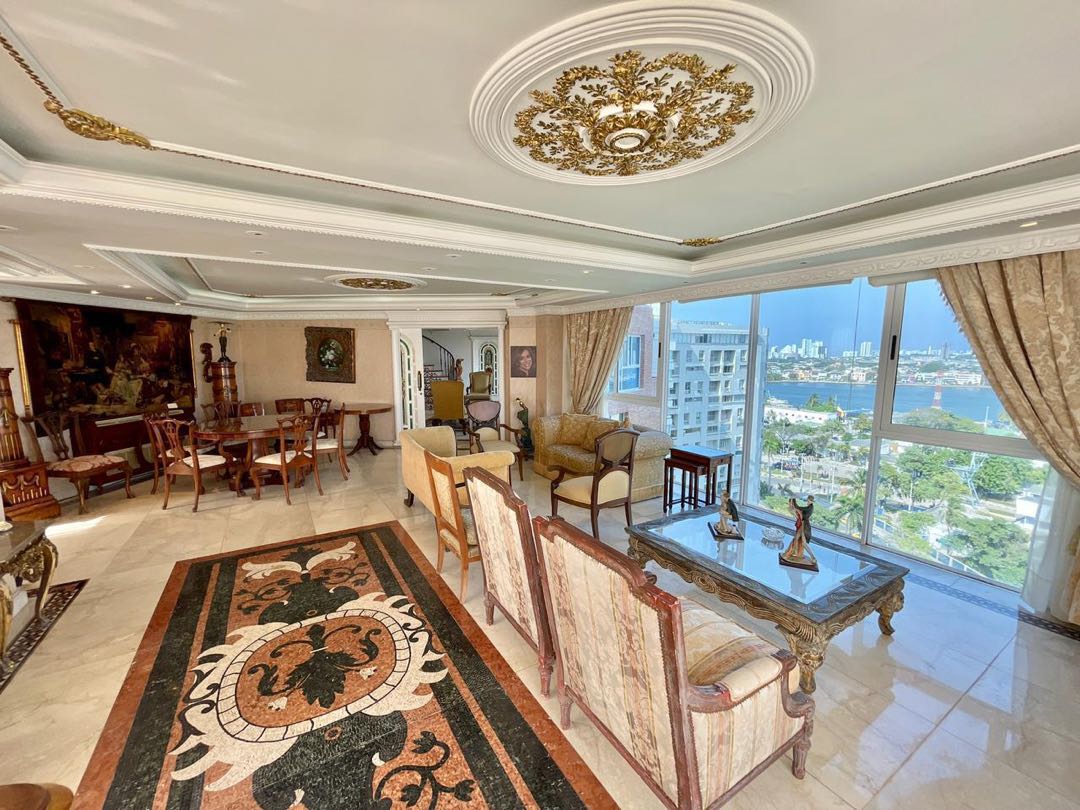 PENTHOUSE EN ARRIENDO EN BOCAGRANDE - CARTAGENA