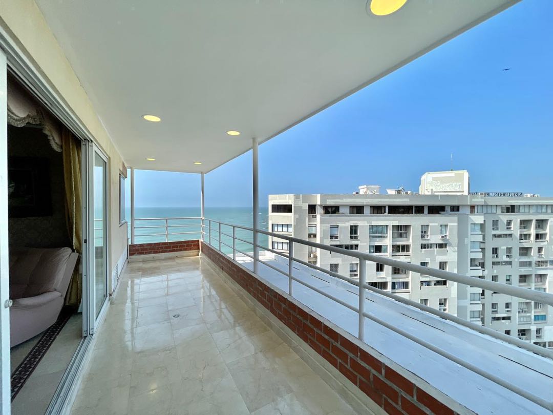 PENTHOUSE EN ARRIENDO EN BOCAGRANDE - CARTAGENA
