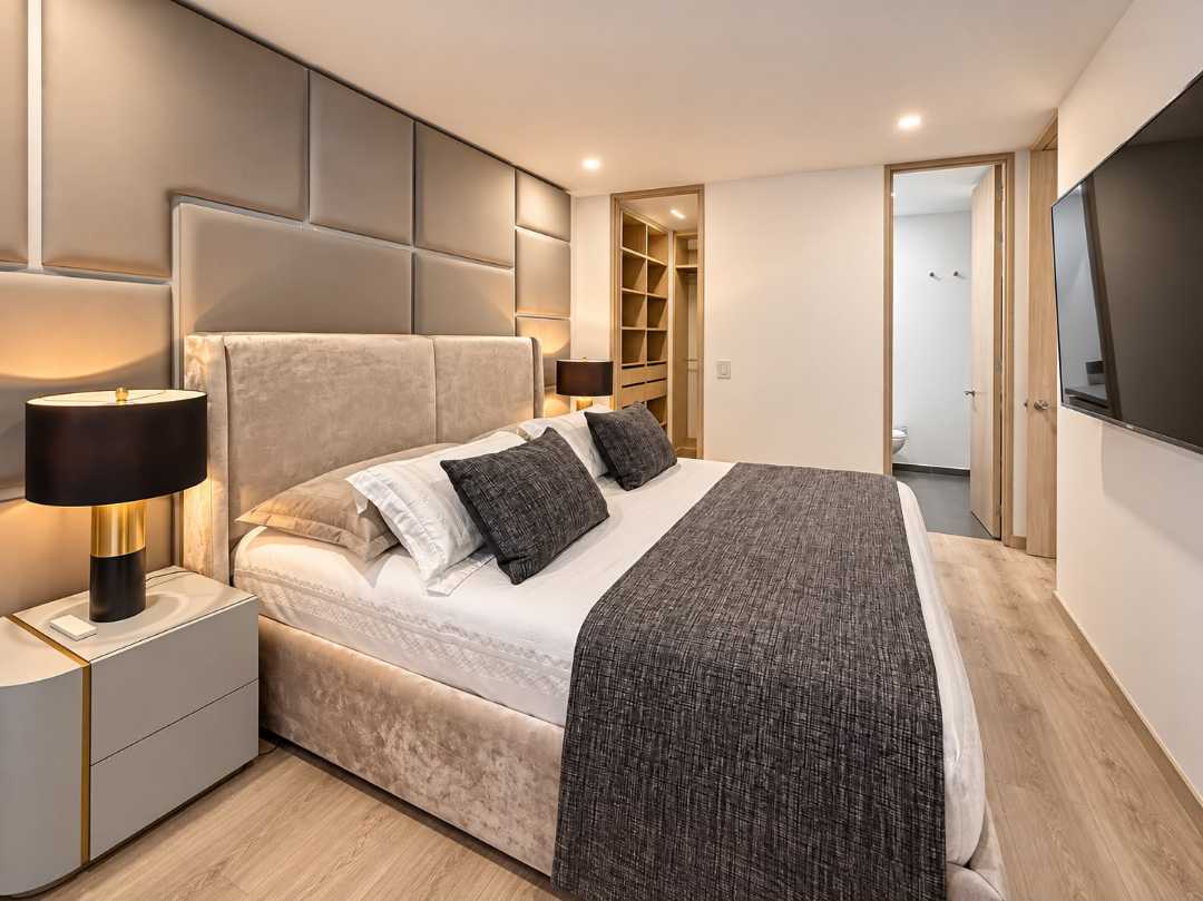 Apartamento en arriendo — RENTA DE APARTAMENTO EN PADRE MARIANITO - POBLADO