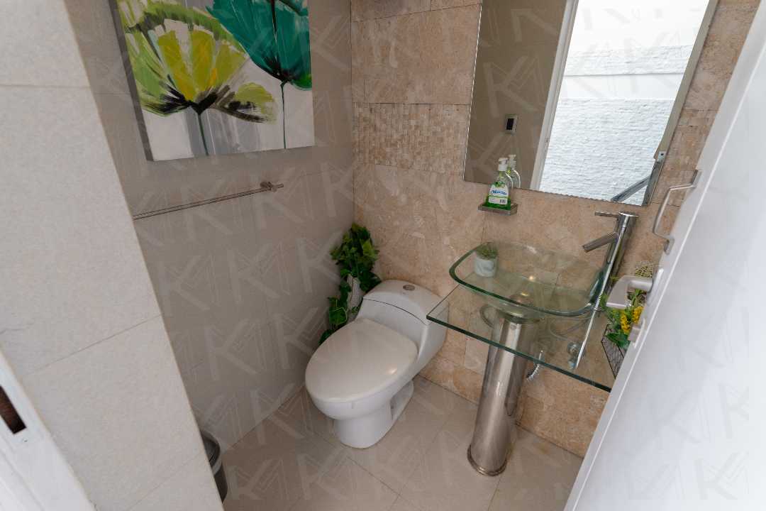 Santa Paula - Casa en Venta