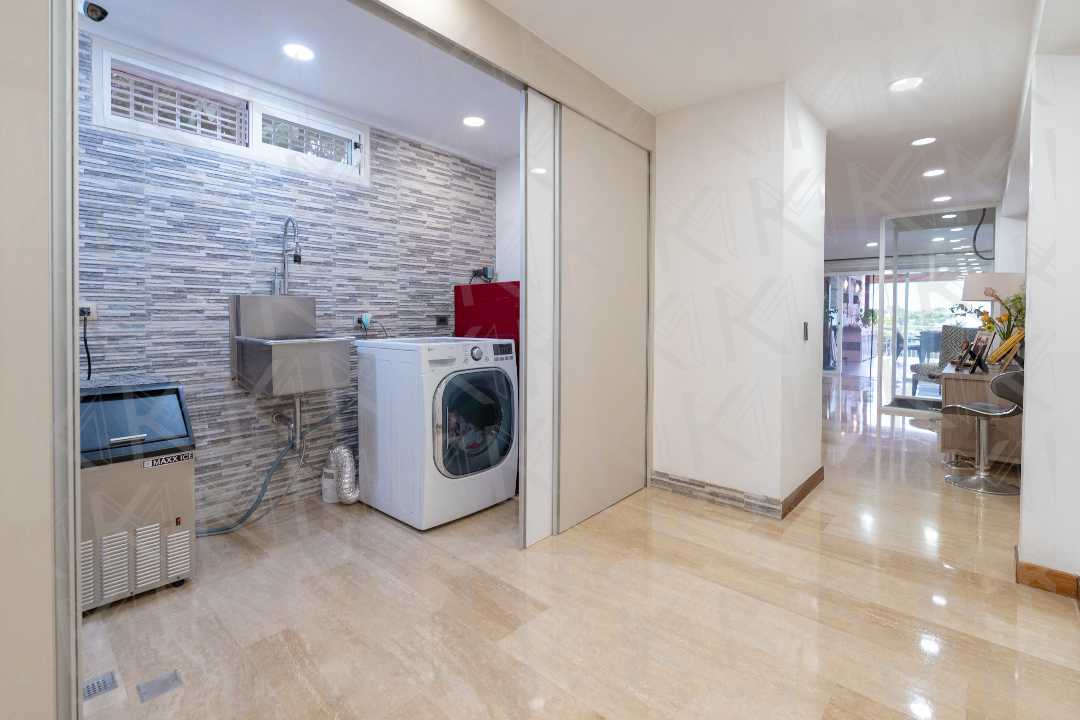 Santa Paula - Casa en Venta