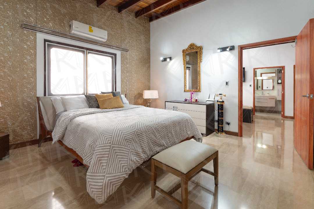 Santa Paula - Casa en Venta