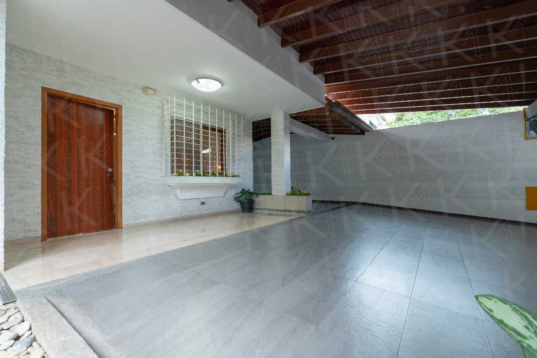 Santa Paula - Casa en Venta