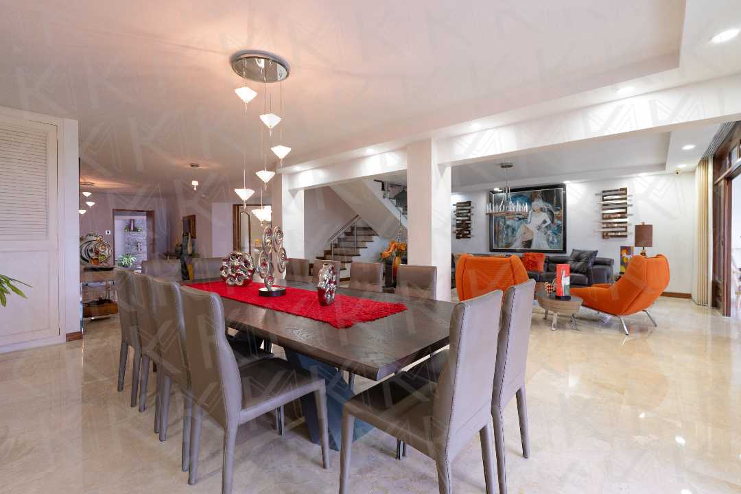 Santa Paula - Casa en Venta