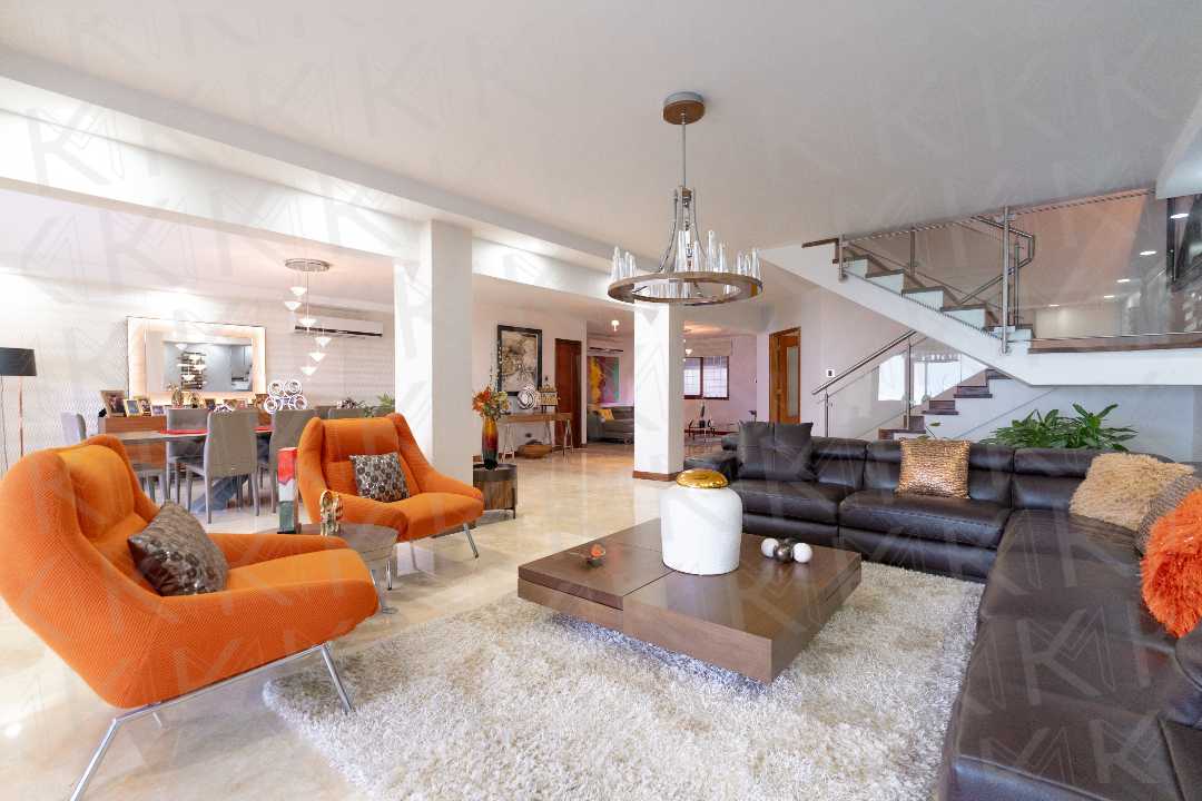 Santa Paula - Casa en Venta