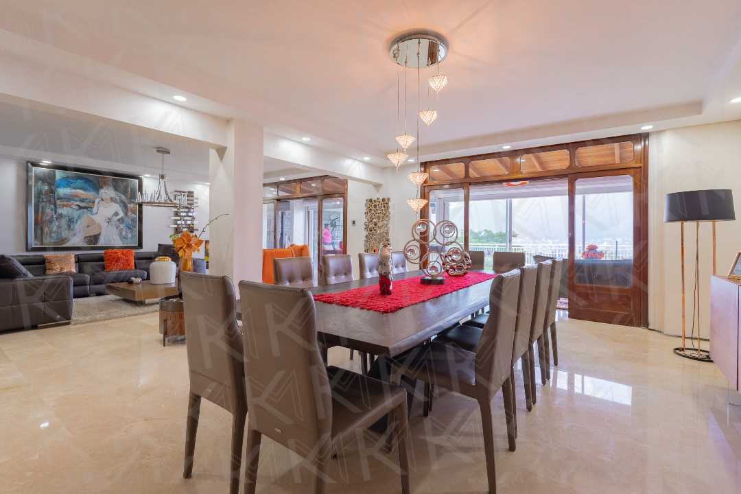 Santa Paula - Casa en Venta