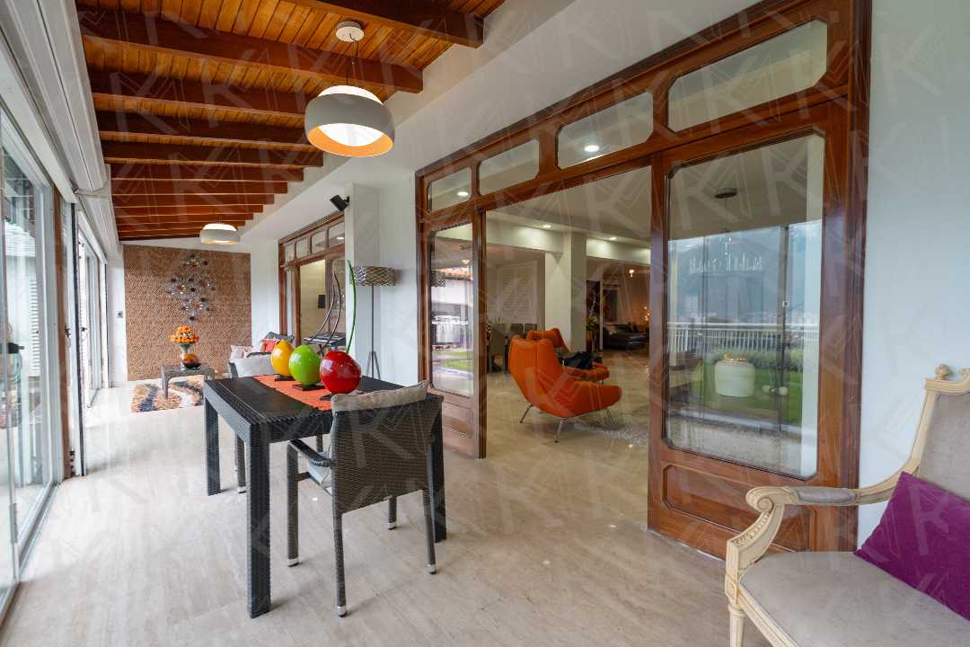 Santa Paula - Casa en Venta