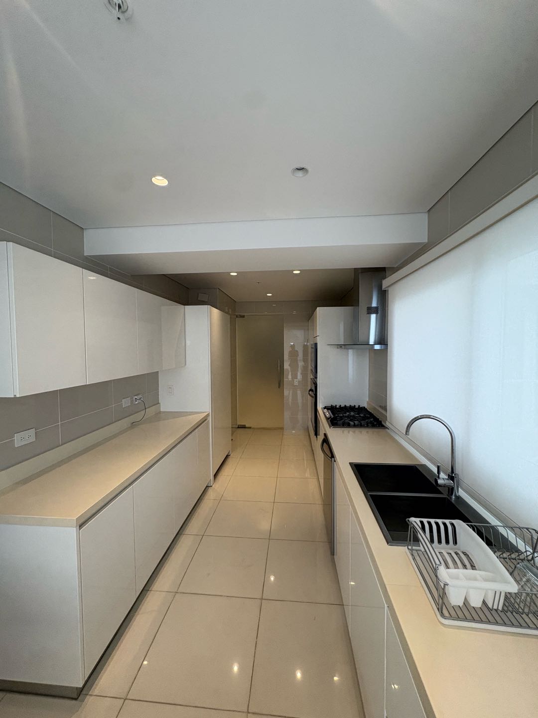 Se Alquila Apartamento Finamente Amoblado en PH Windrose Coco del Mar
