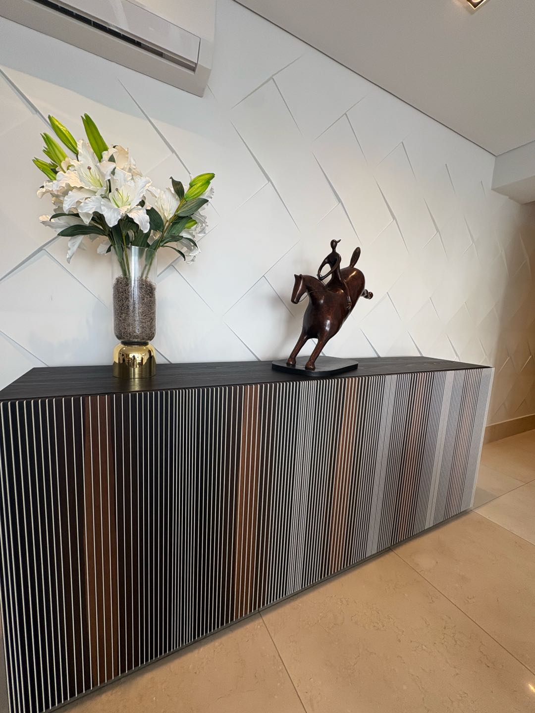 Se Alquila Apartamento Finamente Amoblado en PH Windrose Coco del Mar