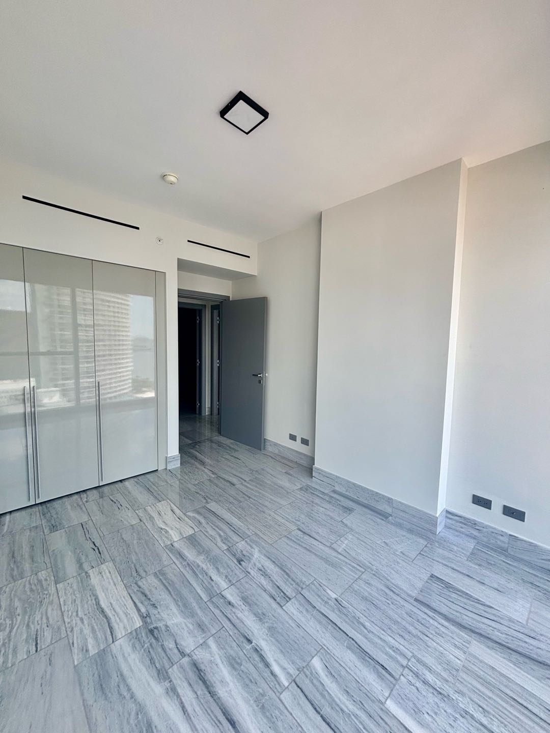 Se Alquila en PH Nuovo, Bella Vista