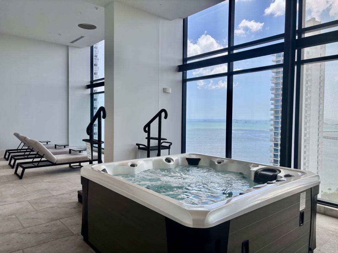 Se Alquila en PH Nuovo, Bella Vista