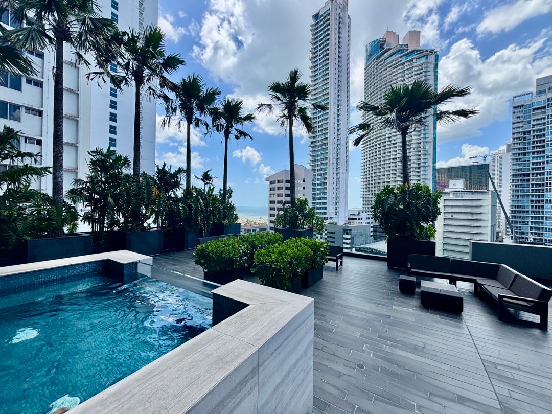 Se Alquila en PH Nuovo, Bella Vista