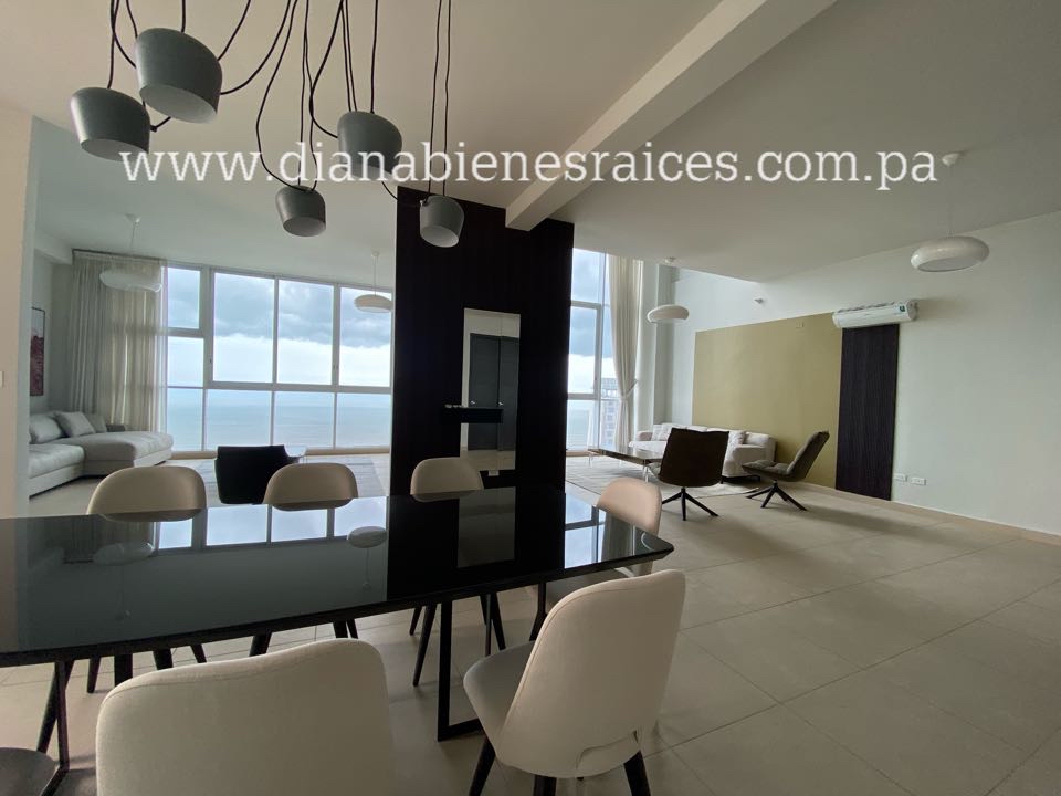 Venta o alquiler de Penthouse en Costa del Este