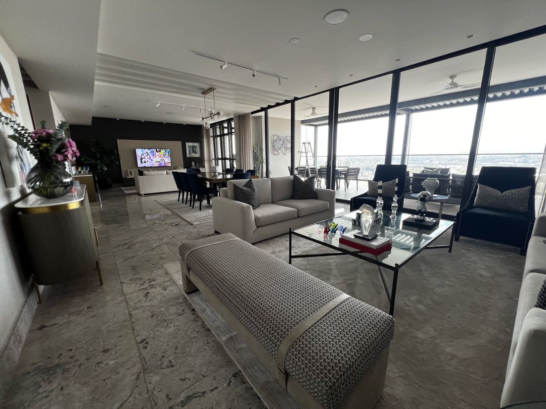 SE ALQUILA PH EMPIRE LINEA BLANCA