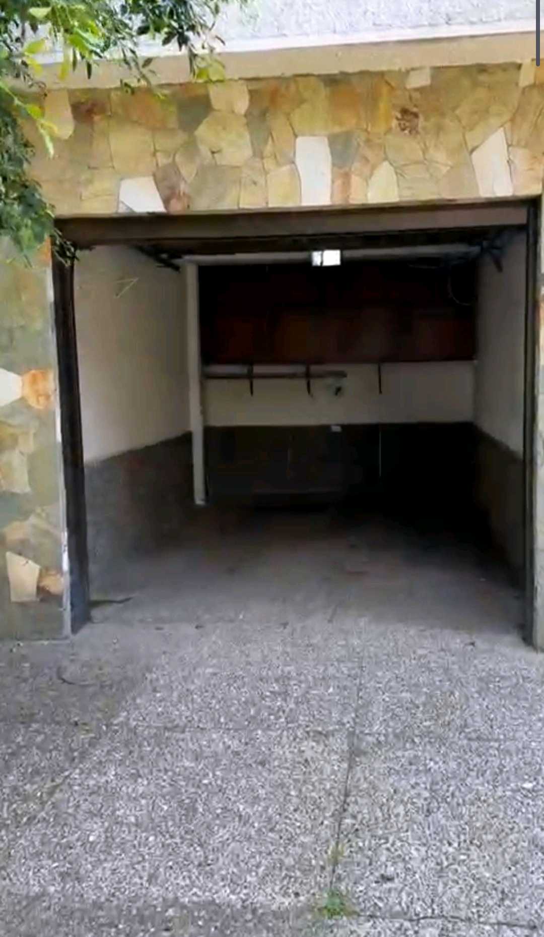 Se Arrienda Amplia Casa | 300m² | Sector Velódromo, Laureles, Medellín