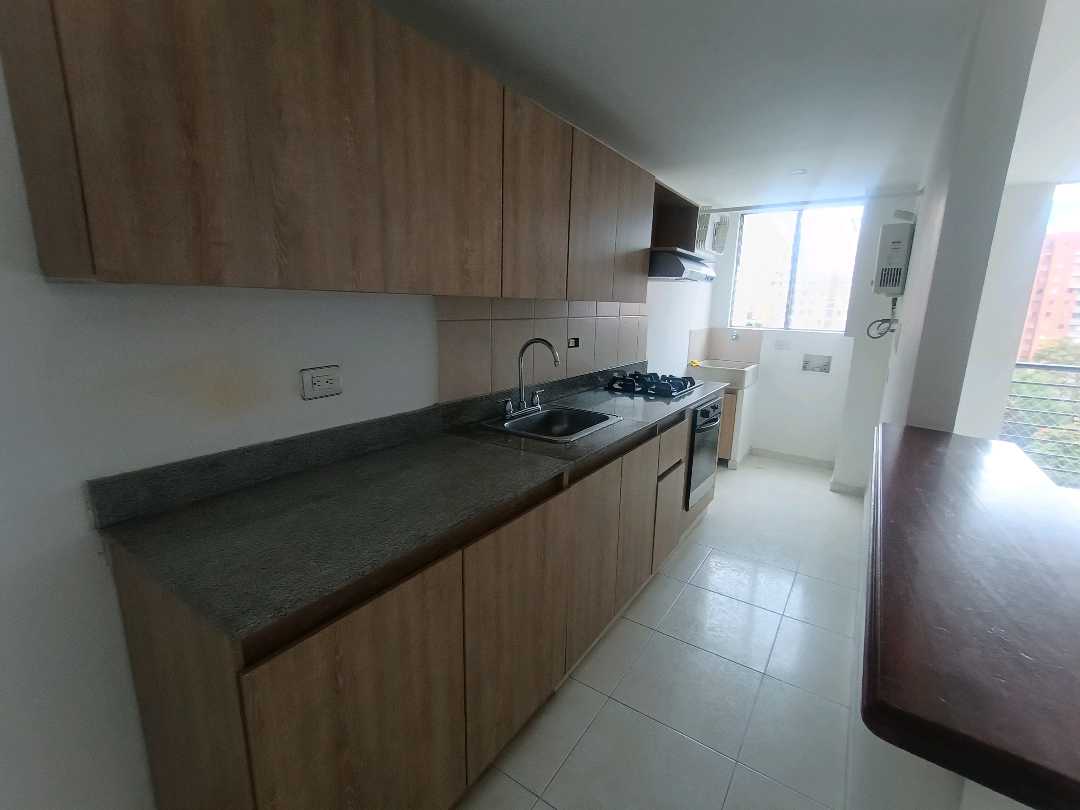Se Arrienda Apartamento en los Colores, Medellín, Antioquia