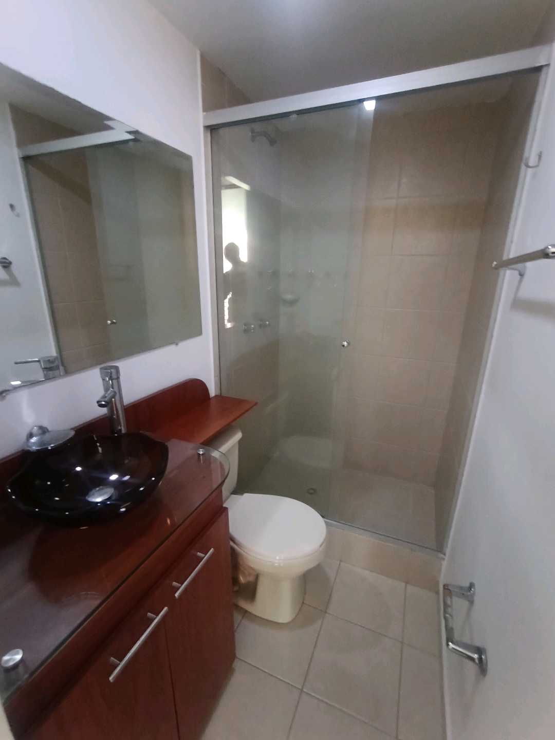 Se Arrienda Apartamento en los Colores, Medellín, Antioquia