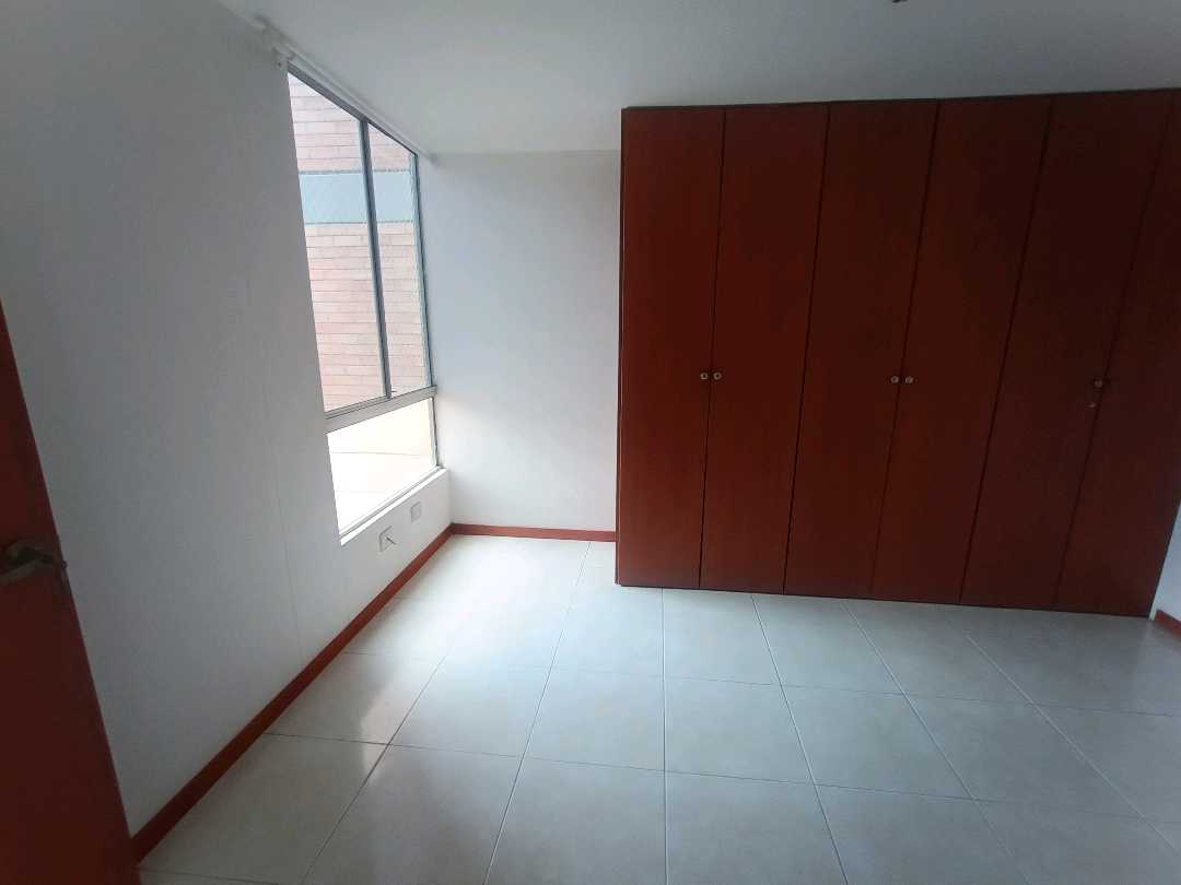 Se Arrienda Apartamento en los Colores, Medellín, Antioquia