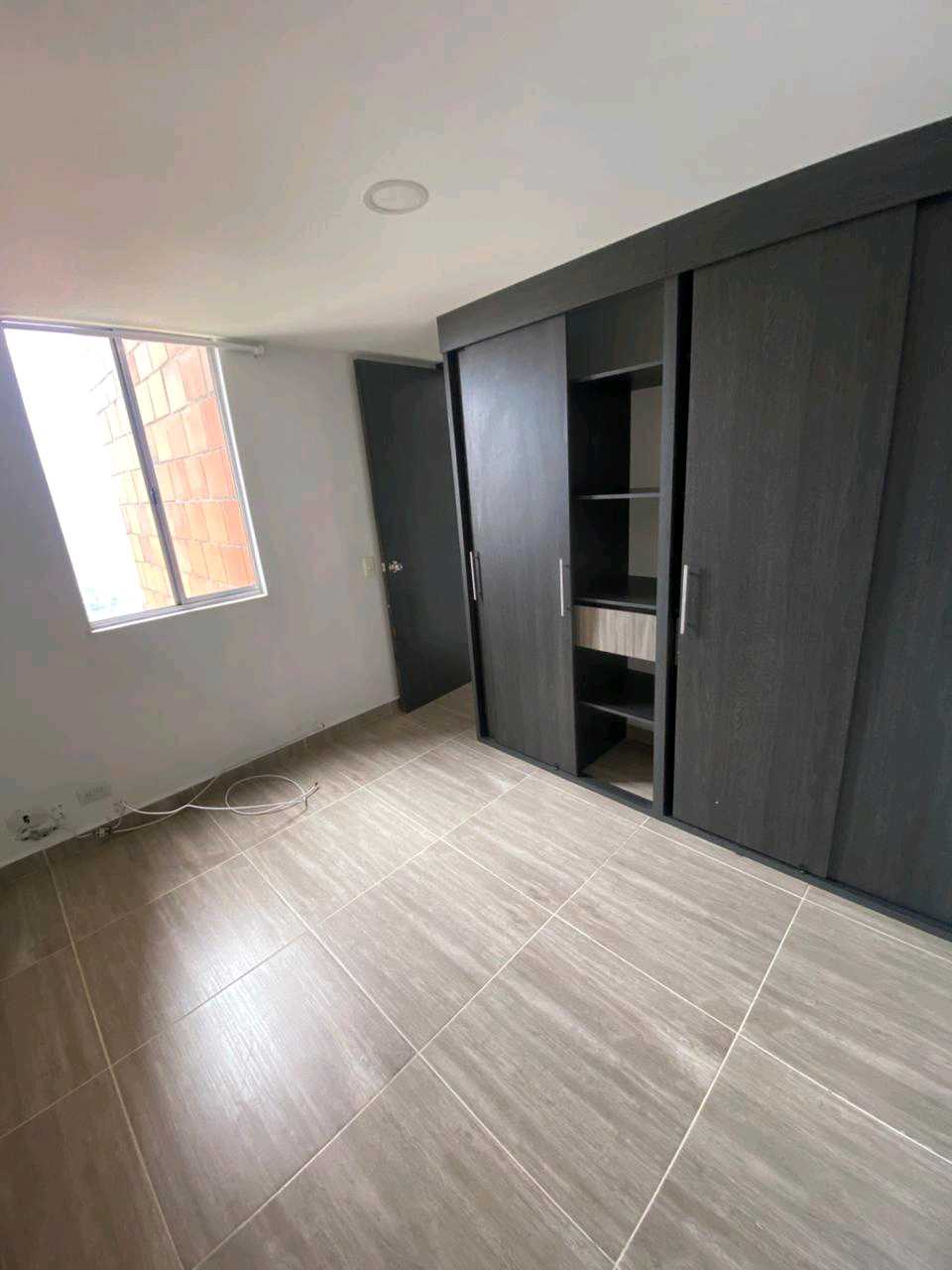 SE ARRIENDA APARTAMENTO EN ROBLEDO PAJARITO, MEDELLÍN