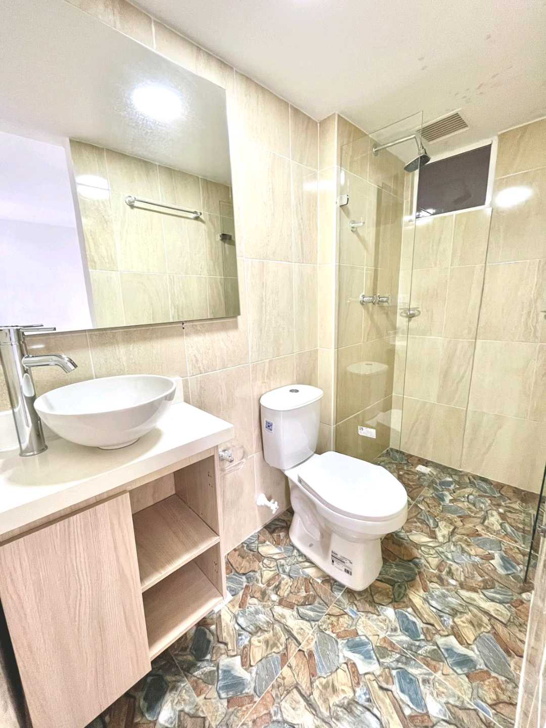 SE ARRIENDA APARTAMENTO PARA ESTRENAR, SABANETA - MARÍA AUXILIADORA