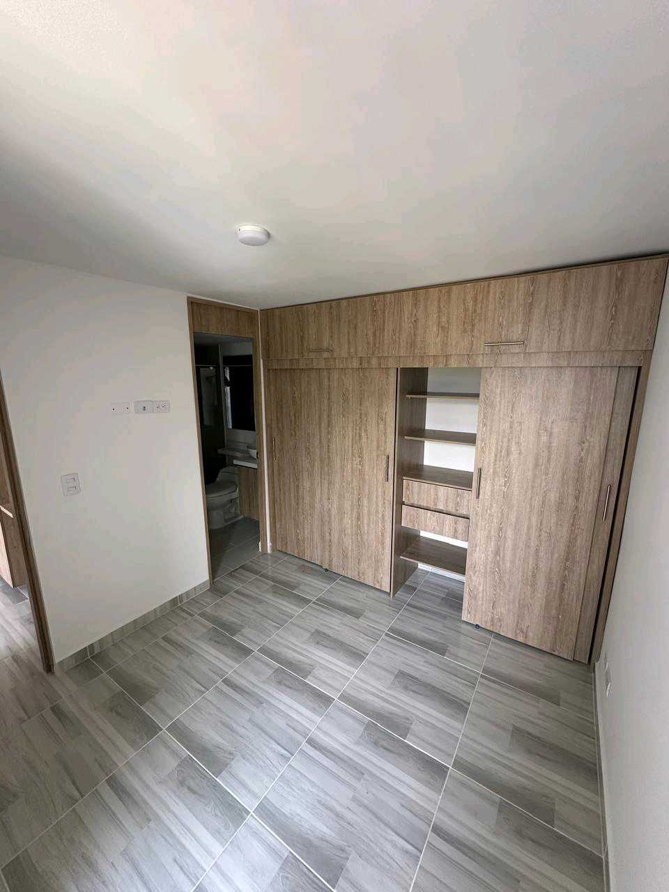 Se Arrienda Apartamento Nuevo, Sector Serramonte, Bello, Antioquía