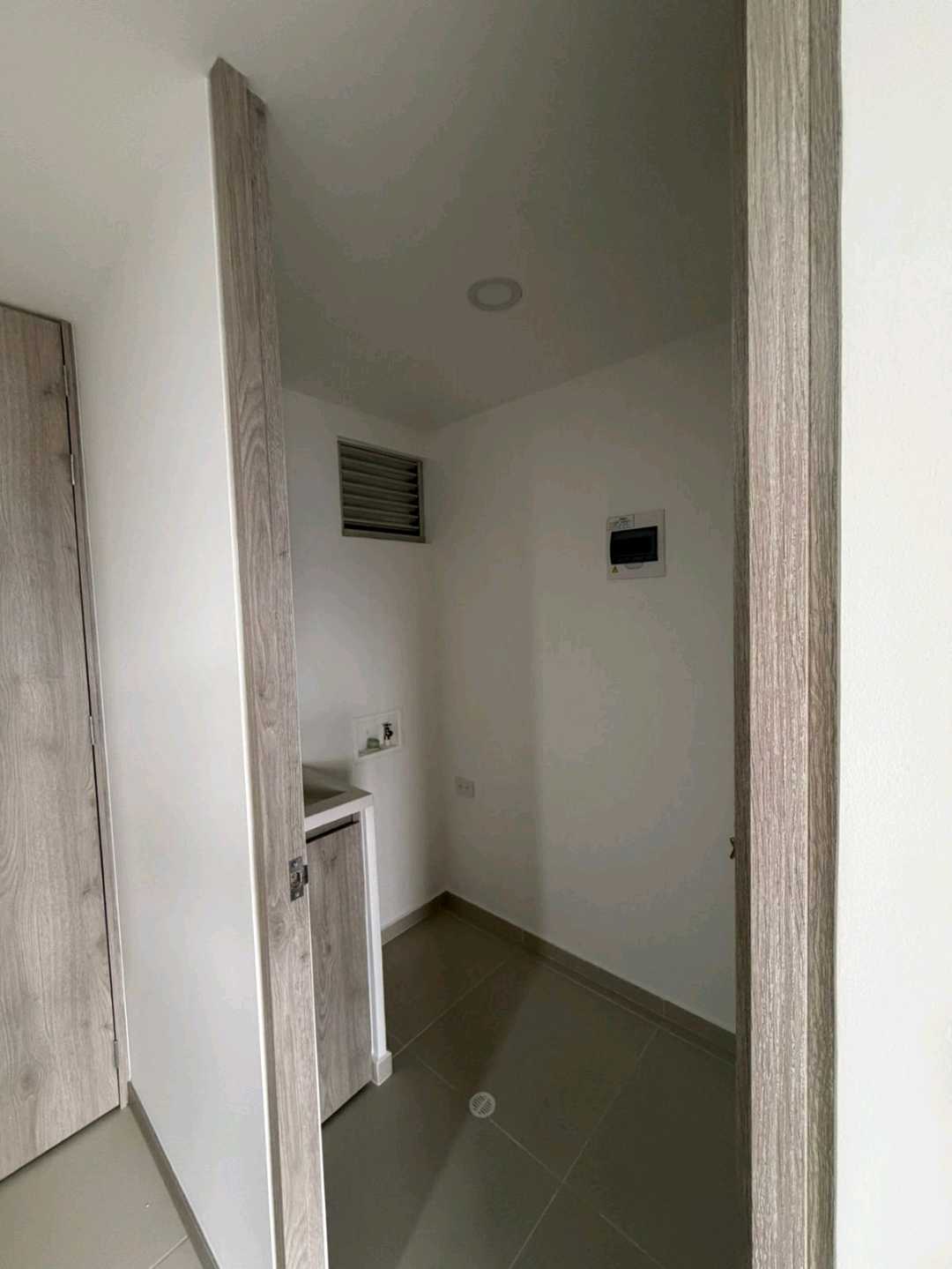 Se Arrienda Apartamento Para Estrenar, Ciudad Coltejer, Itagüi