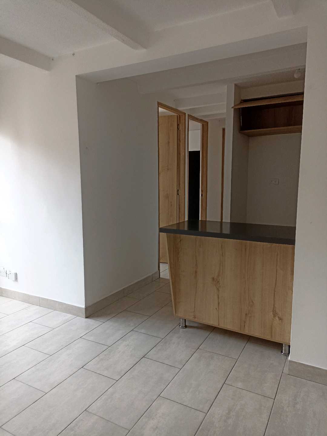 SE ARRIENDA APARTAMENTO ROBLEDO, PAJARITO