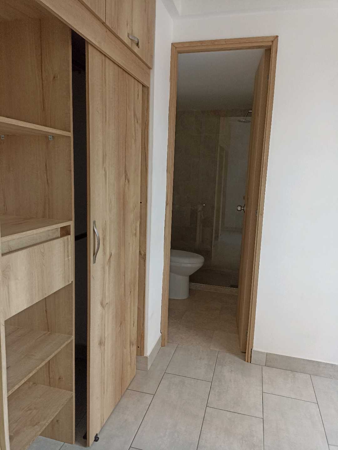 SE ARRIENDA APARTAMENTO ROBLEDO, PAJARITO