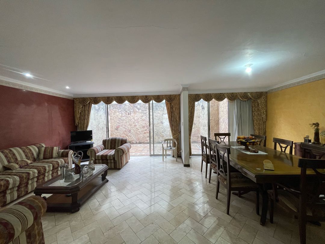 SE VENTA CASA COMERCIAL EN CIUDAD JARDÍN