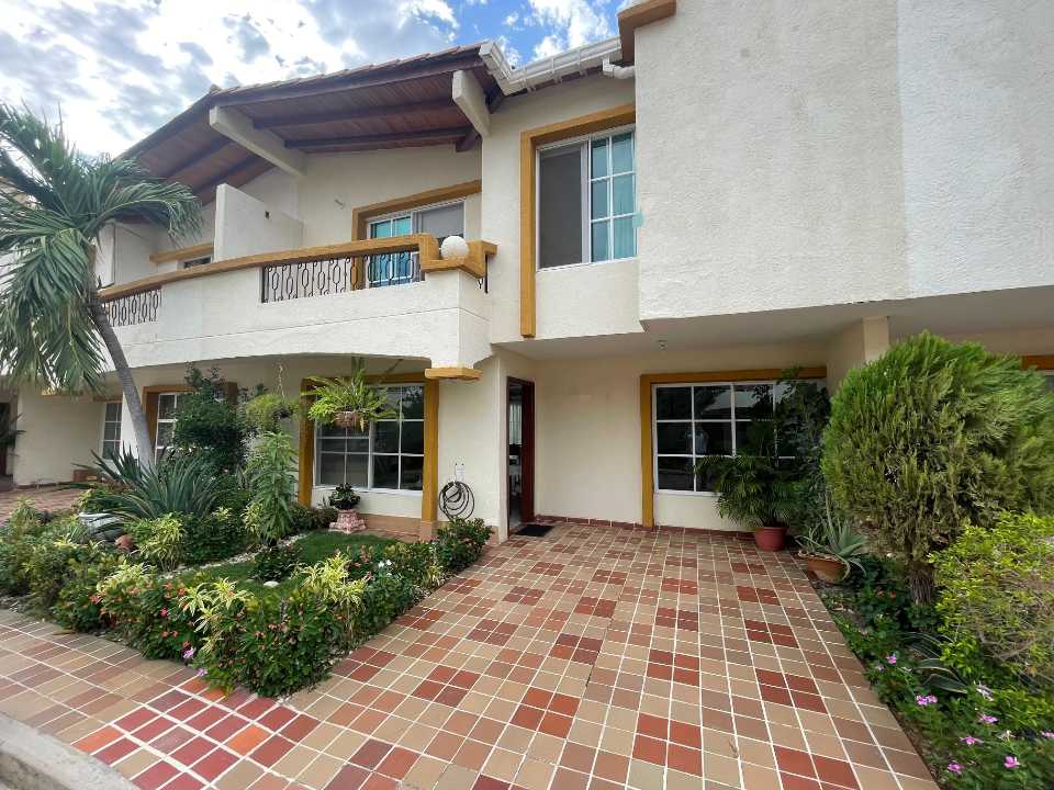 Se vende casa amoblada en el Rodadero Reservado - Santa Marta