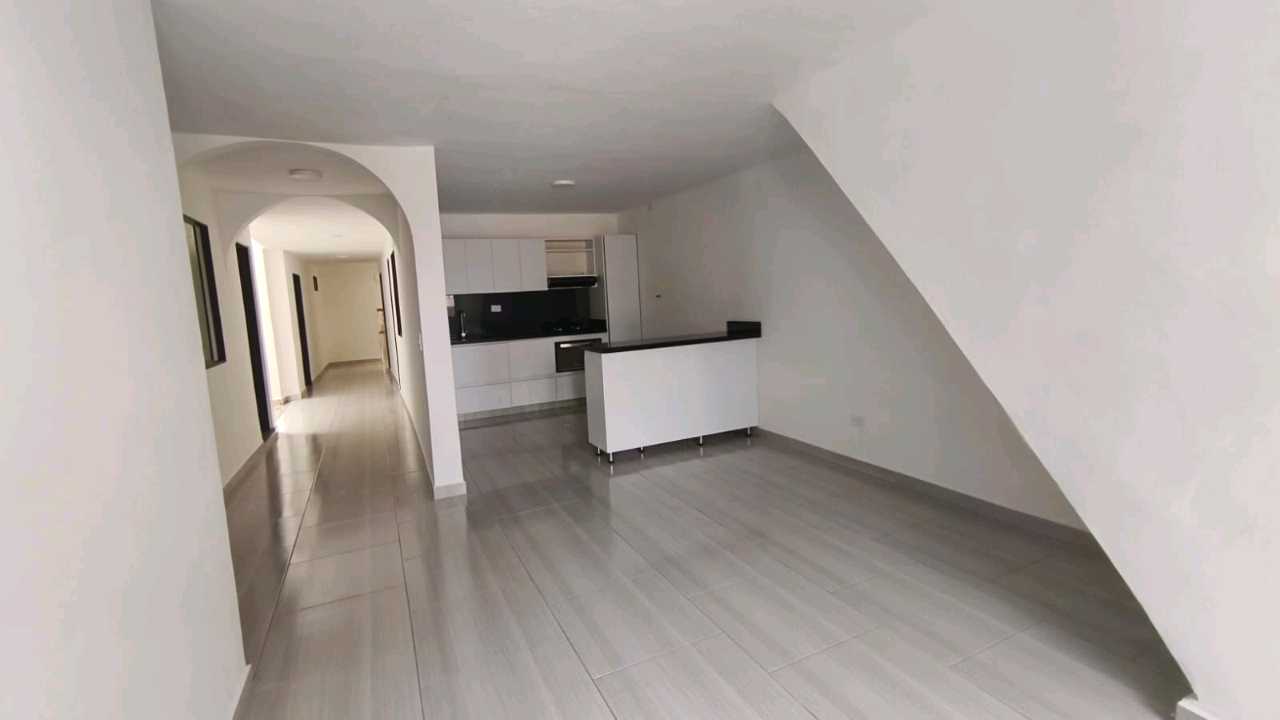 Se Arrienda Casa en Gratamira,Medellín