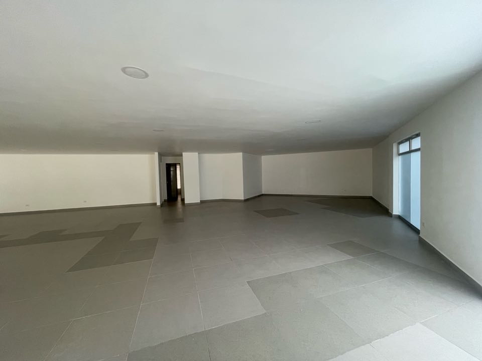 se arrienda local medellin cerca a clinica las americas