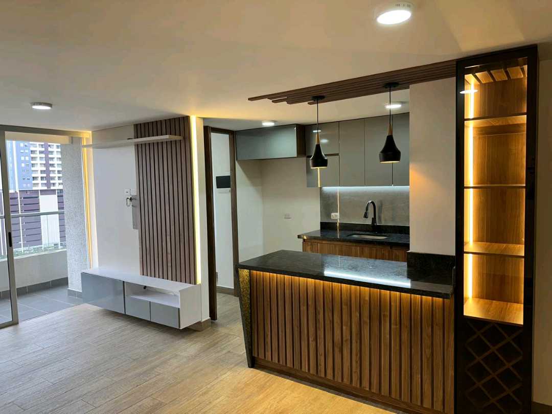 Se arrienda lujoso apartamento en Sabaneta