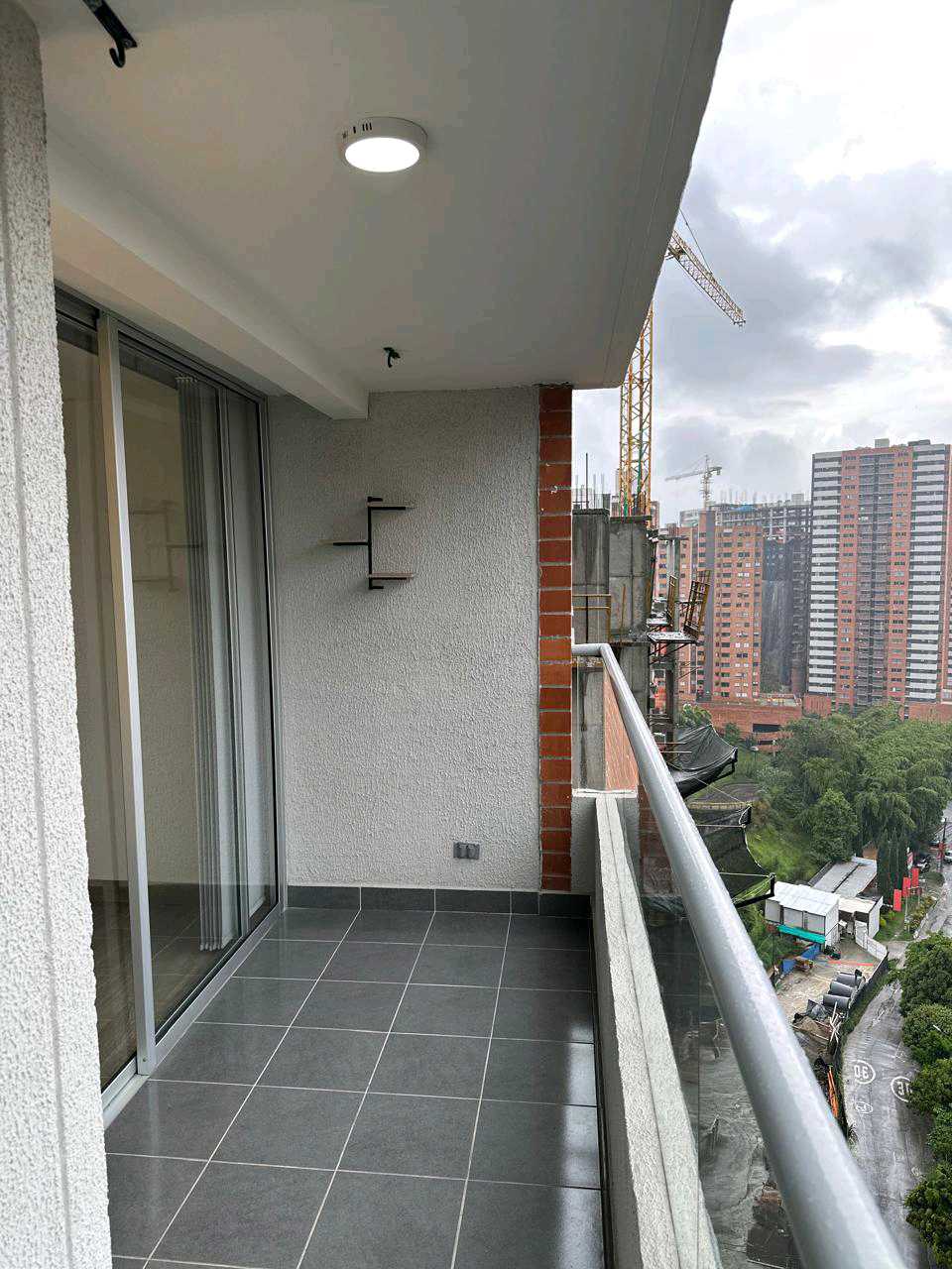 Se arrienda lujoso apartamento en Sabaneta