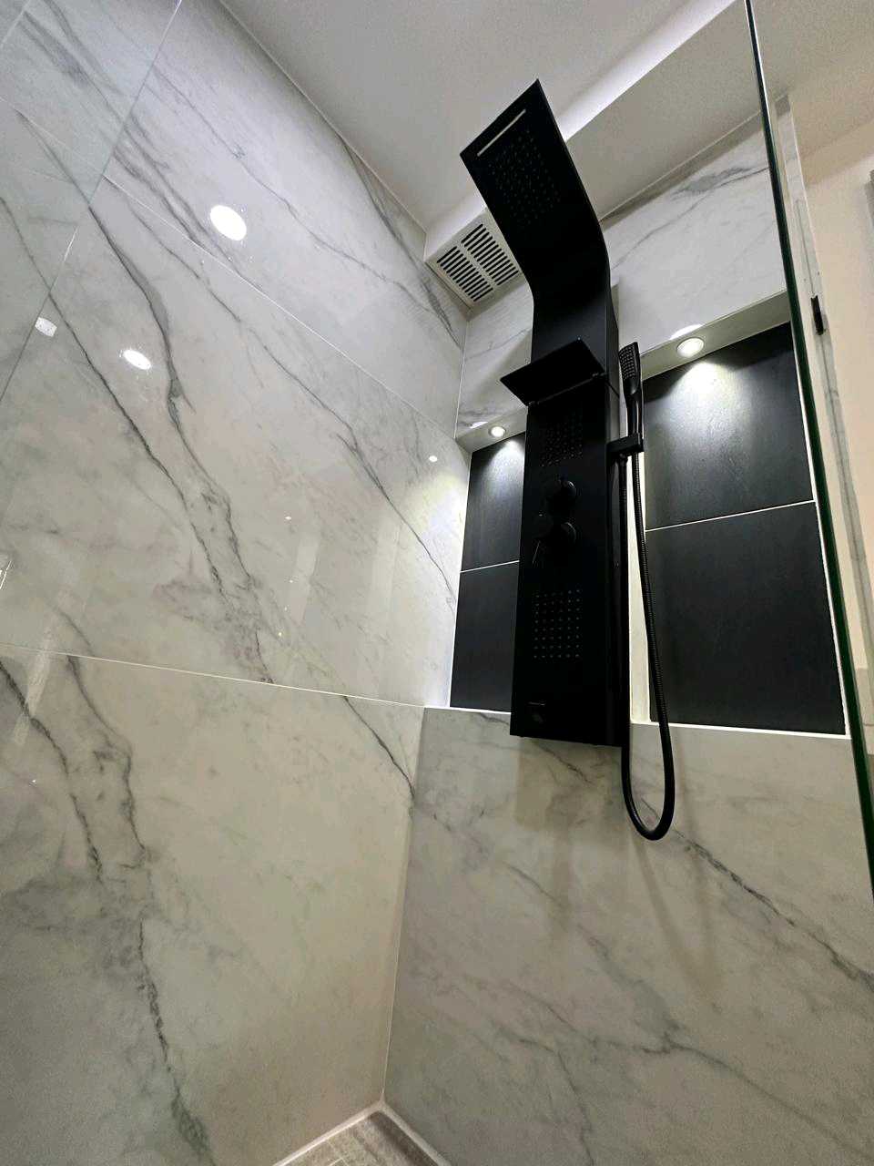 Se arrienda lujoso apartamento en Sabaneta