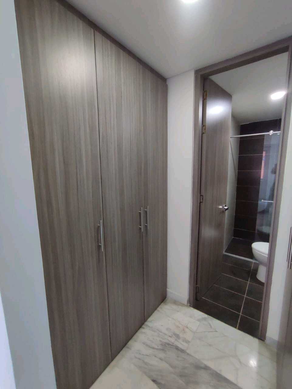 Se Arrienda Moderno Apartamento en Conquistadores, Medellín