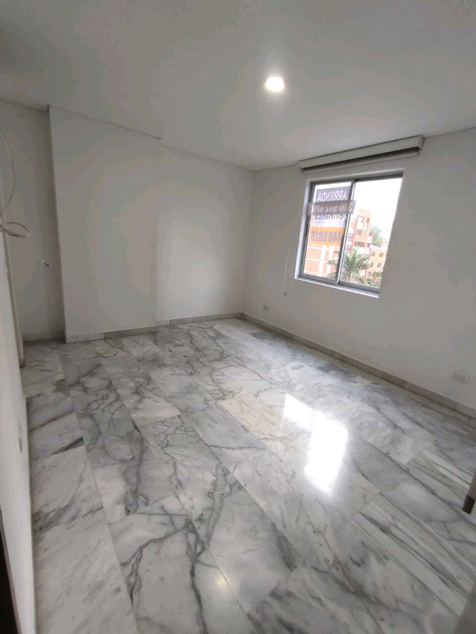 Se Arrienda Moderno Apartamento en Conquistadores, Medellín