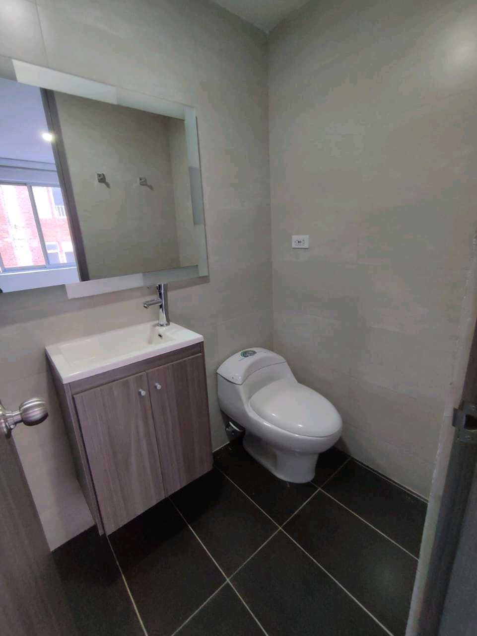 Se Arrienda Moderno Apartamento en Conquistadores, Medellín