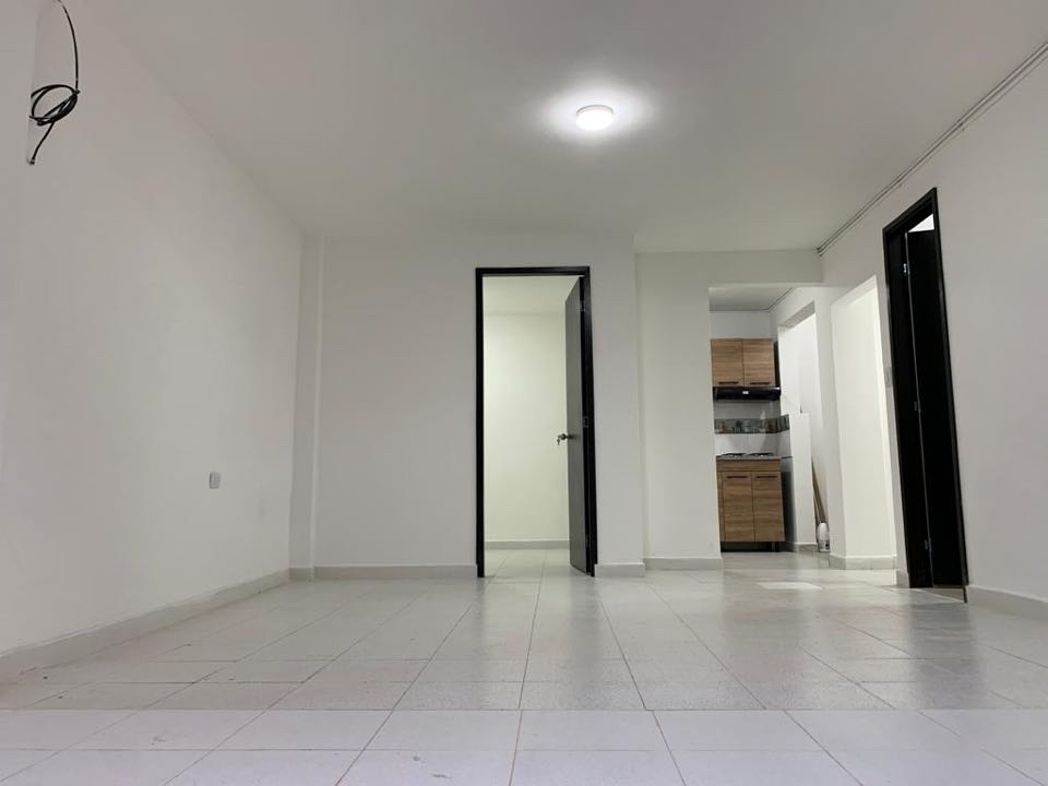 Imagen de SE RENTA APARTA ESTUDIO - LOCAL SECTOR ALFONSO LOPEZ (IN-465)