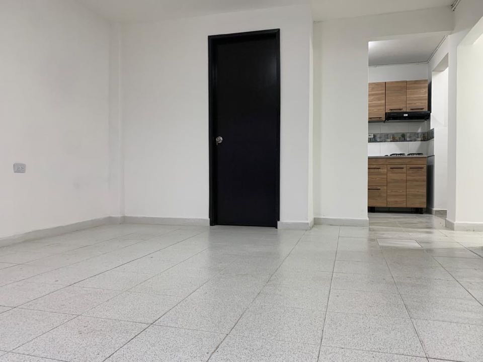 Imagen de SE RENTA APARTA ESTUDIO - LOCAL SECTOR ALFONSO LOPEZ (IN-465)