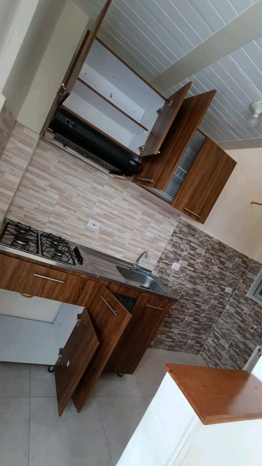 SE VENDE 2 APARTAMENTOS EN CIRCASIA CERCA AL HOSPITAL NUEVO