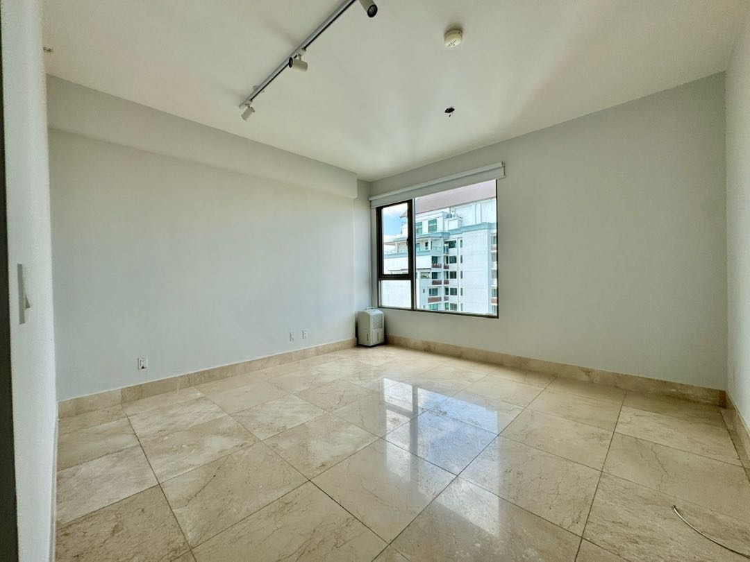 Se vende apartamento con vista mar en Santa Maria