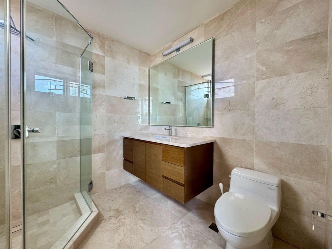 Se vende apartamento con vista mar en Santa Maria