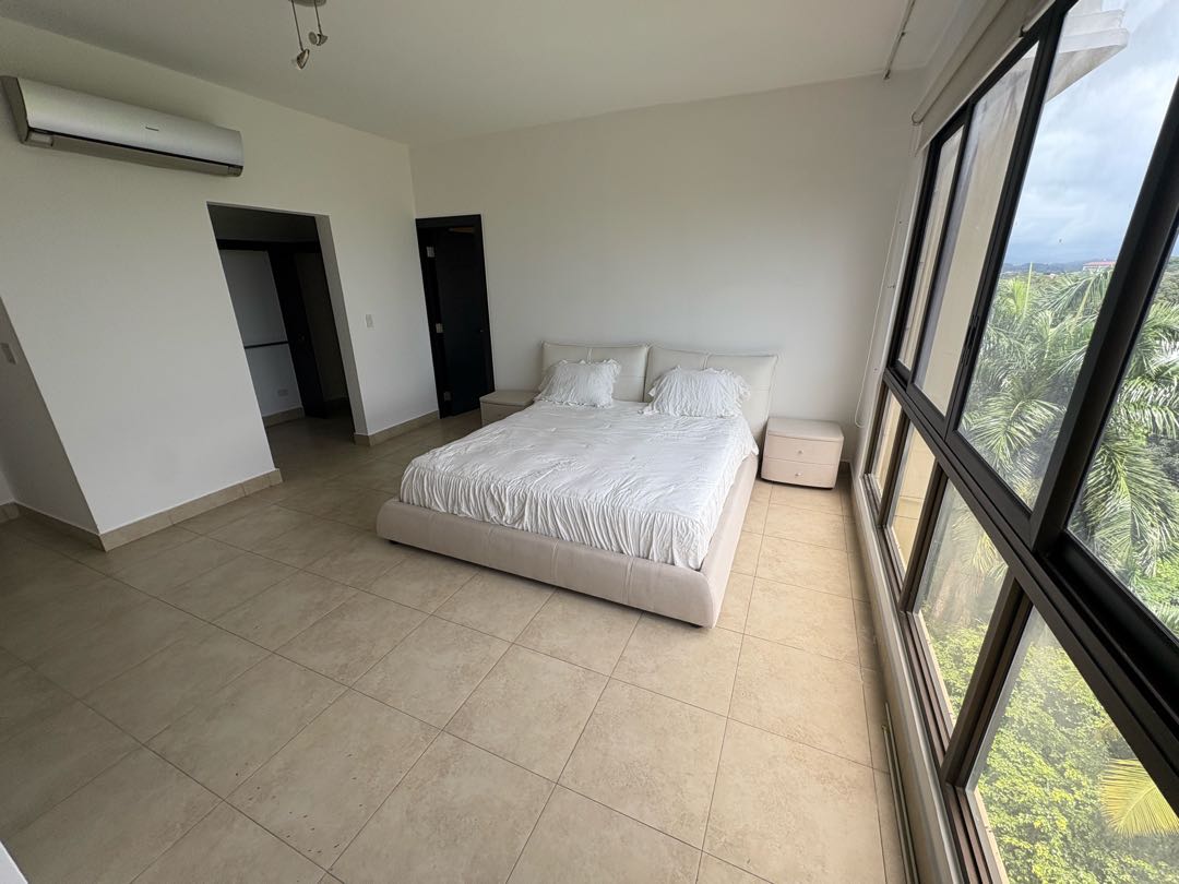Se Alquila Apartamento en Amador con la Mejor Vista