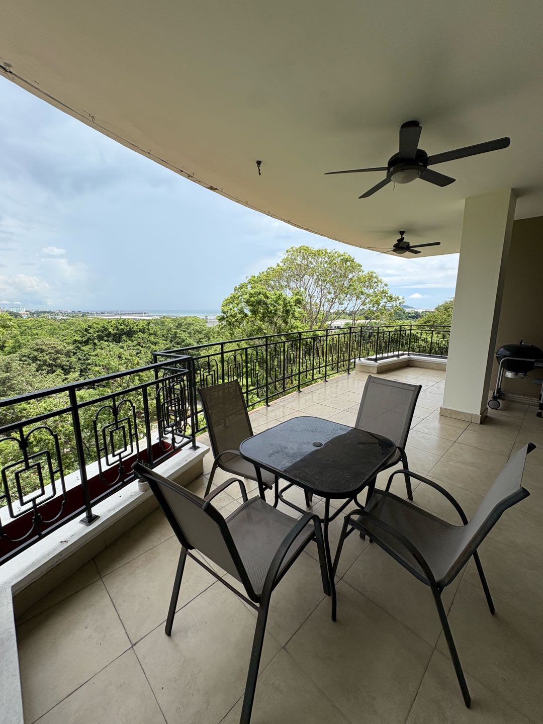 Se Alquila Apartamento en Amador con la Mejor Vista