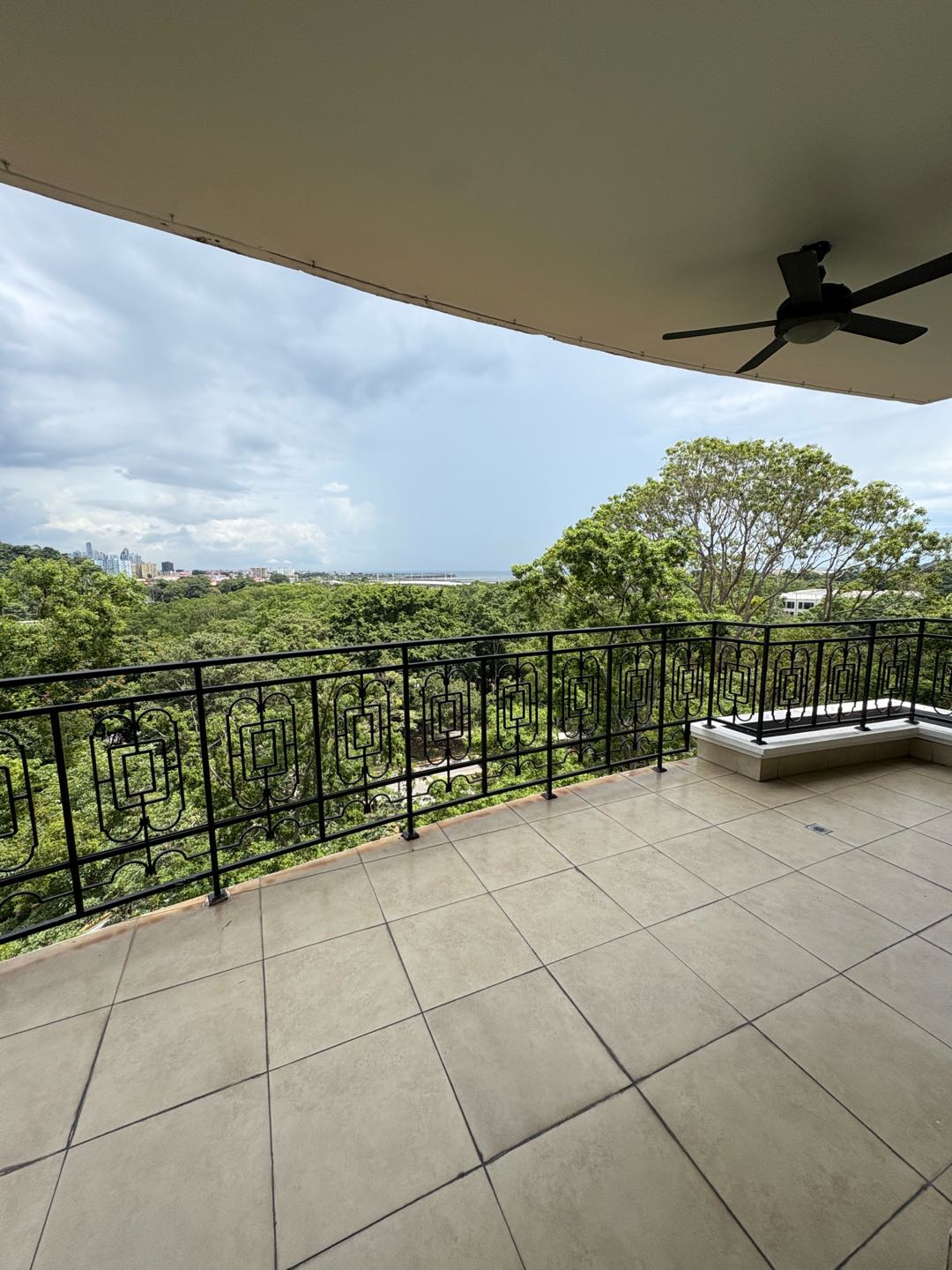 Se Alquila Apartamento en Amador con la Mejor Vista