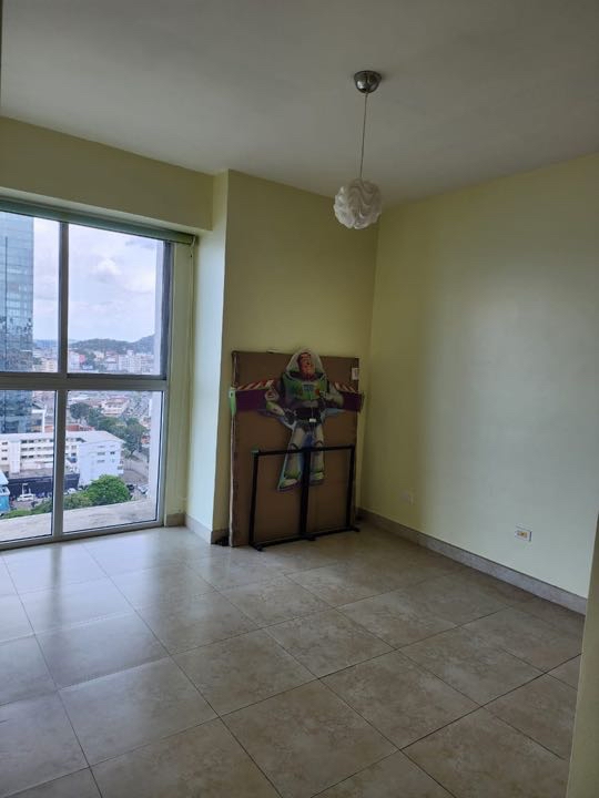 SE VENDE APARTAMENTO EN AVENIDA BALBOA, PH H20